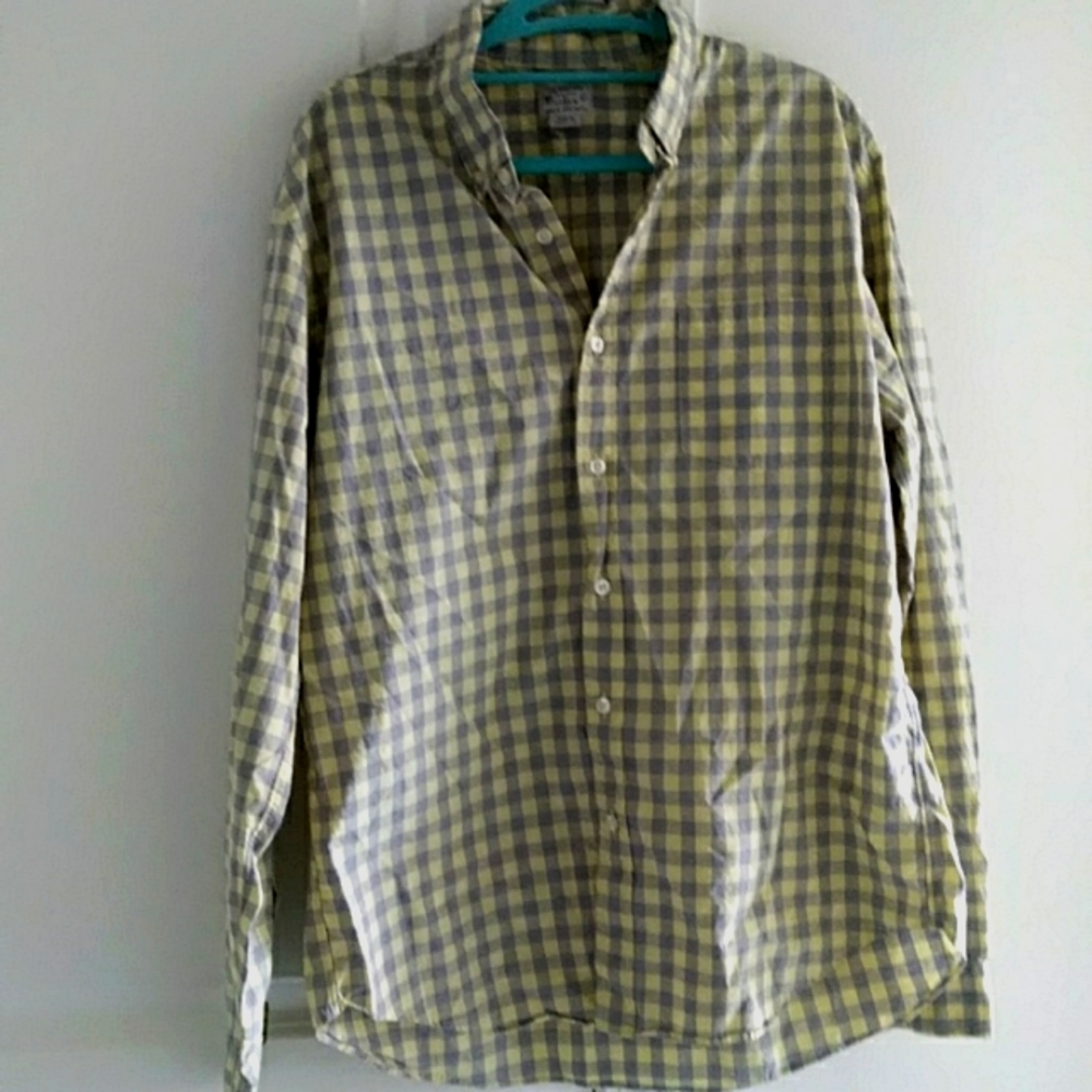 Men's long sleeve lightweight button down 👕